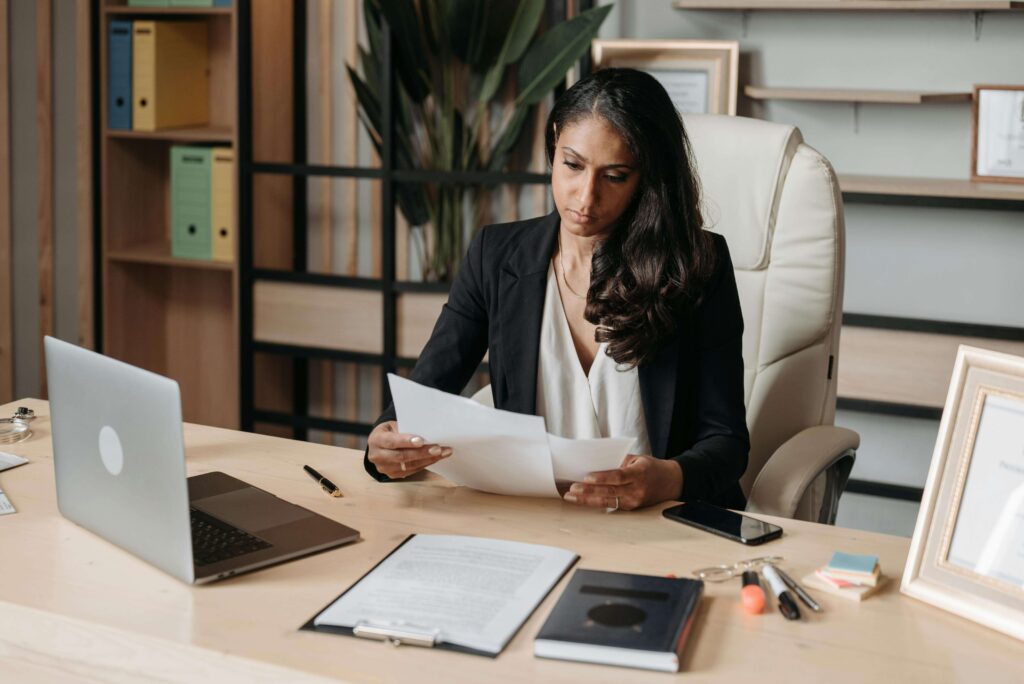 Ultra High Net Worth Wealth Management Firms: 12 Critical Questions Women Should Ask Before Selecting One Ultra High Net Worth Wealth Management Firms
