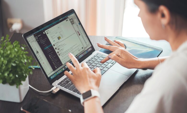 Digital Marketing ROI Calculator 2025: Best Channels for Women-Owned Businesses Digital Marketing ROI Calculator