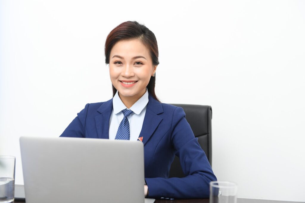 Investing for Women: A Beginner's Guide to Financial Freedom in 2025 Investing for Women