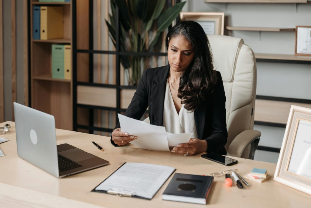 Ultra High Net Worth Wealth Management Firms: 12 Critical Questions Women Should Ask Before Selecting One Ultra High Net Worth Wealth Management Firms