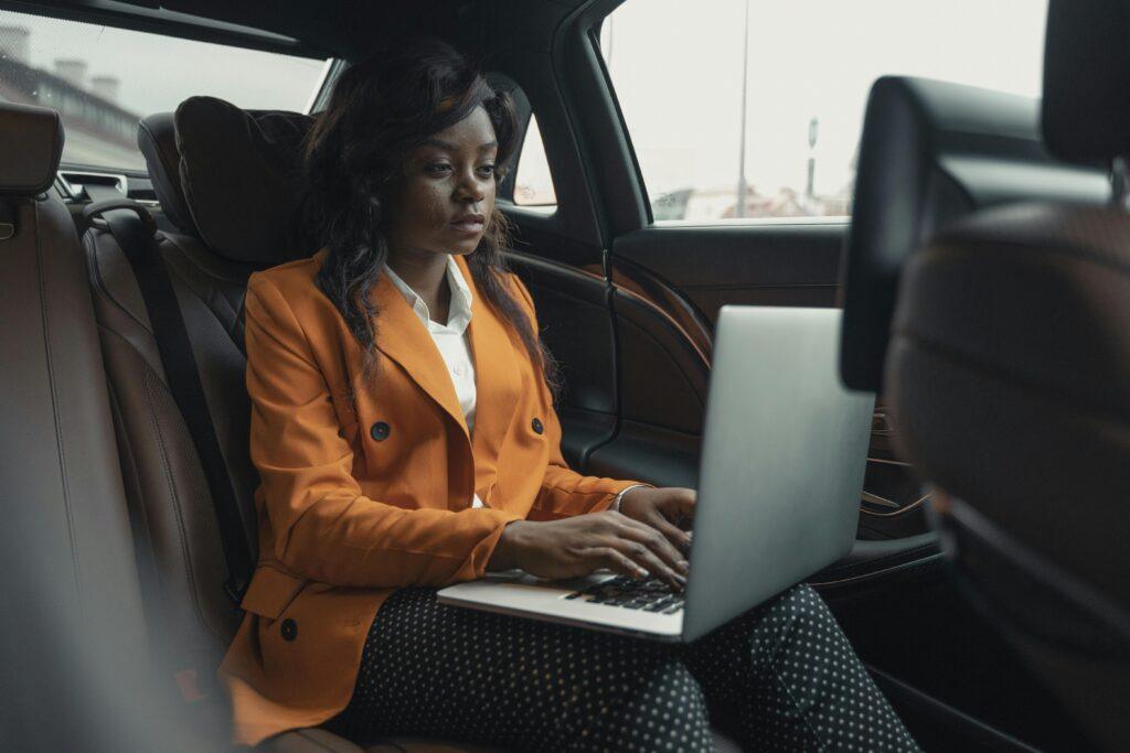 Breaking the Glass Ceiling: 7 Game-Changing Strategies for Women Leaders in 2025 Women Leaders